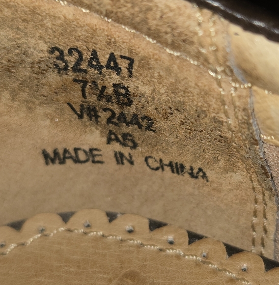 Lands' End Brown Leather Round Toe Low Heel Slip On Comfort Loafers Size 7.5 - Picture 9 of 9